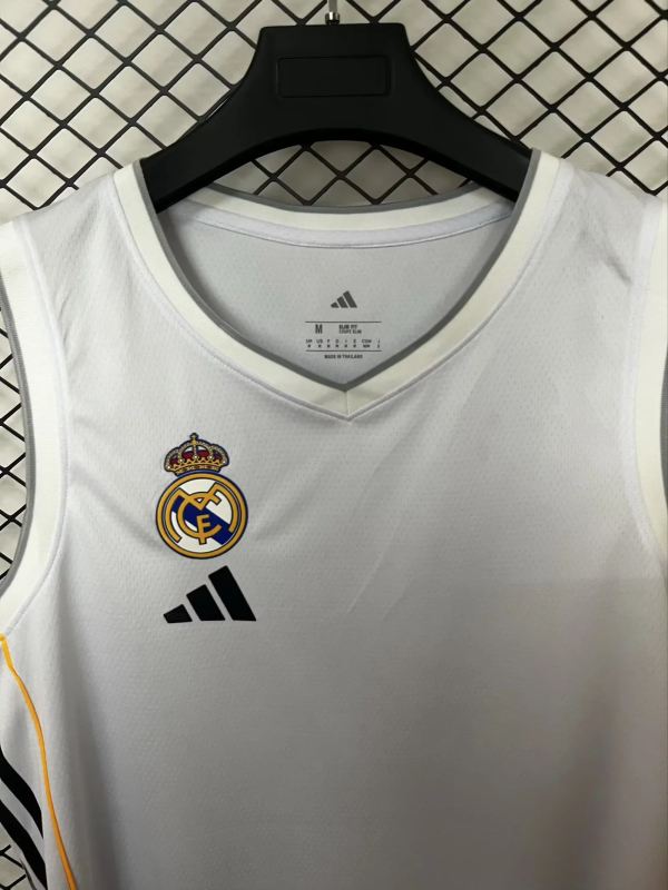 Real Madrid 2025/26 basketball jersey size S-2XL