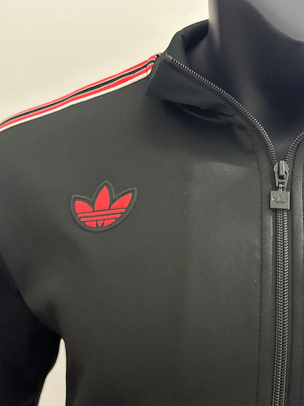 25-26 Manchester United black retro model jacket