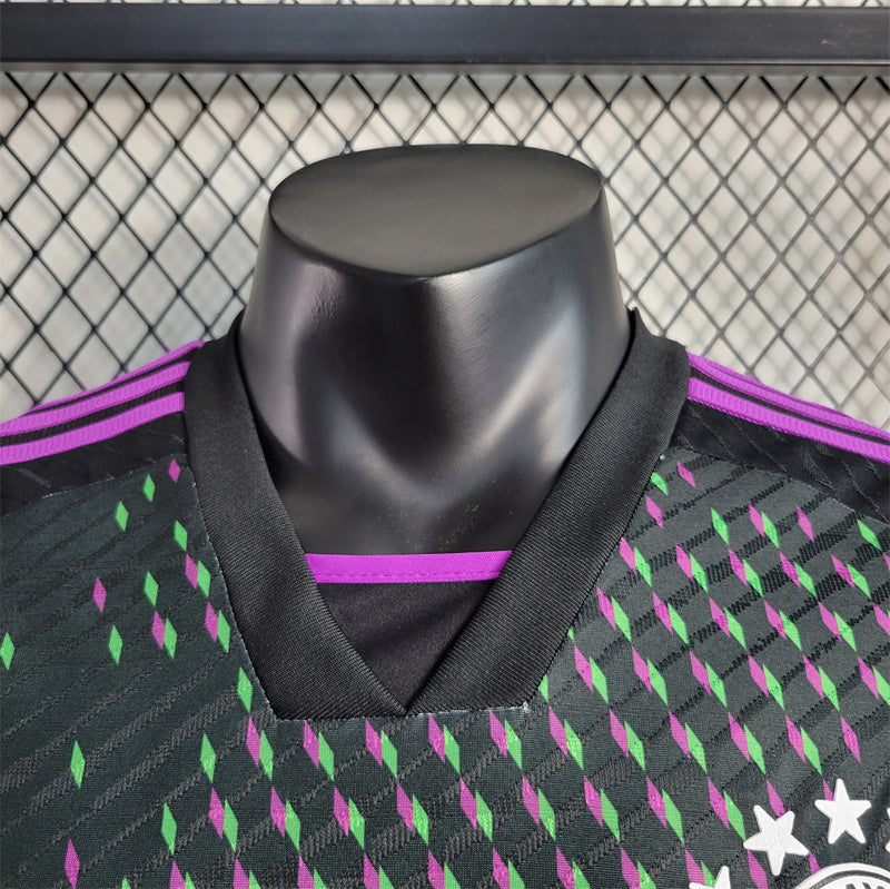 23-24 Bayern Black Special Edition player version