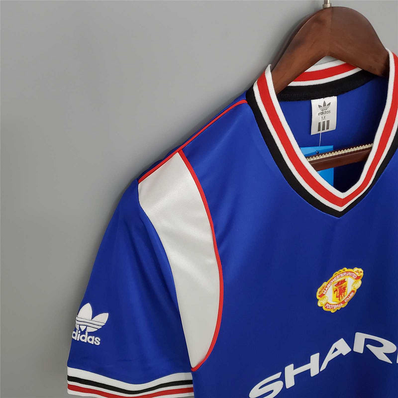 85-86 Manchester United away