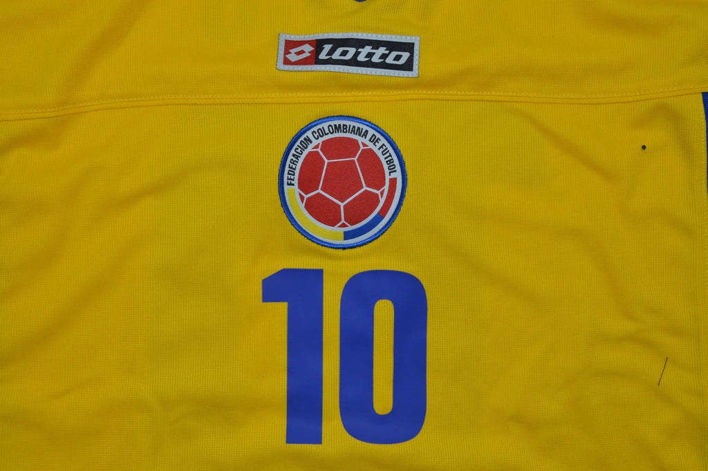 COLOMBIA 03-05 — National Retro