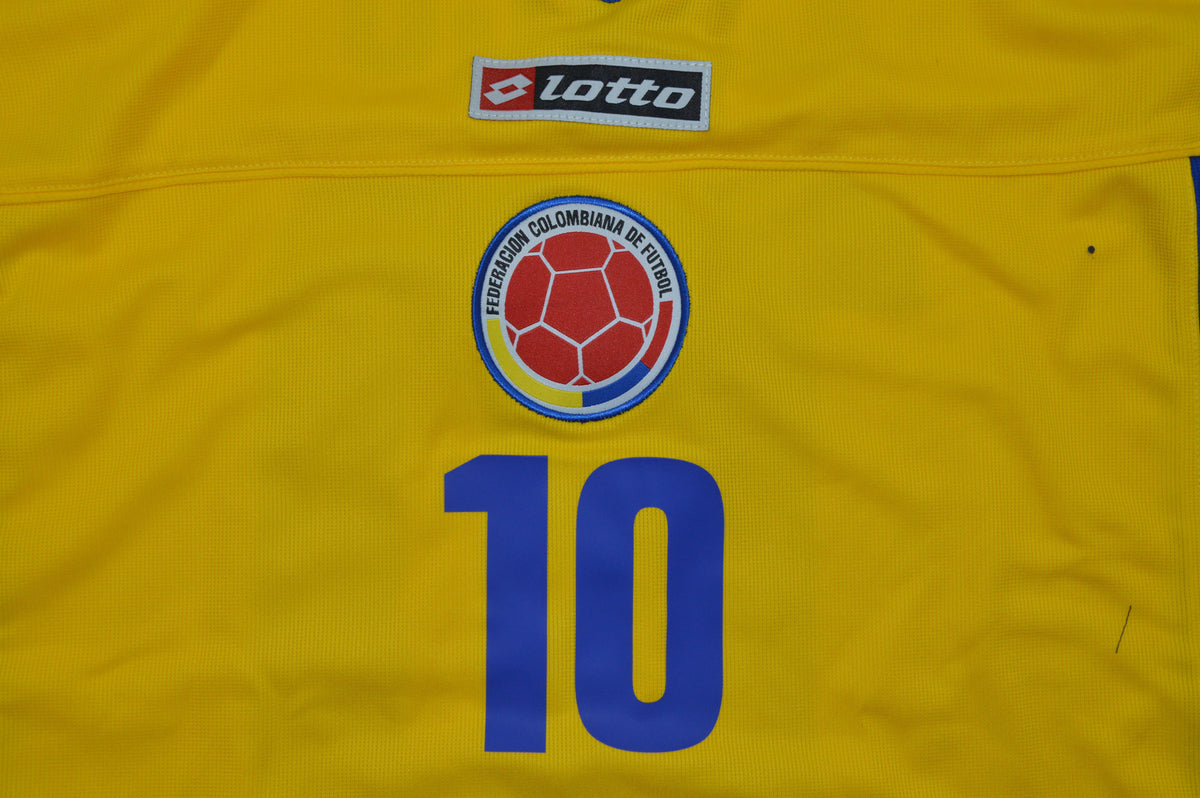 COLOMBIA 03-05 — National Retro