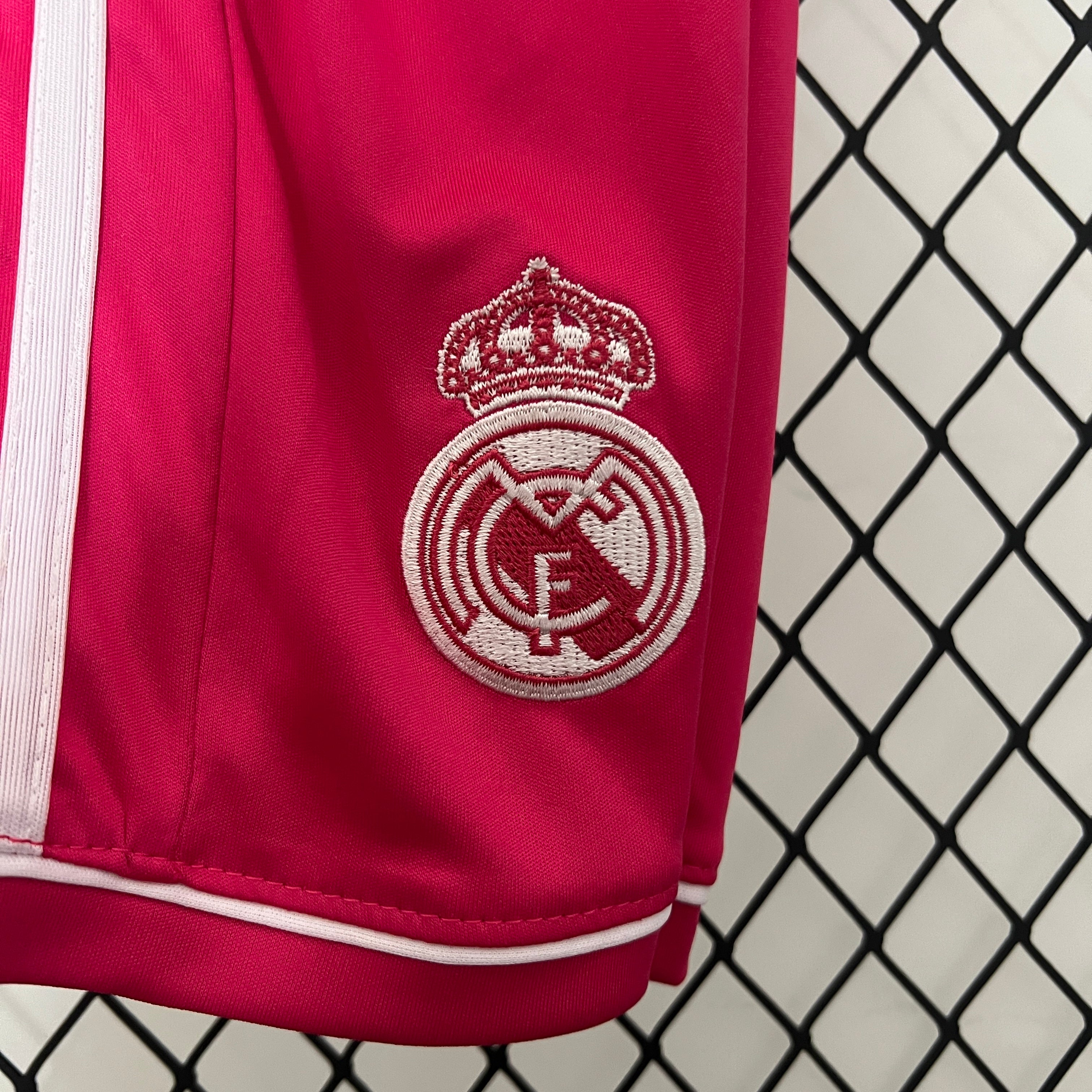 kids Real Madrid 14/15 away size: 16-28