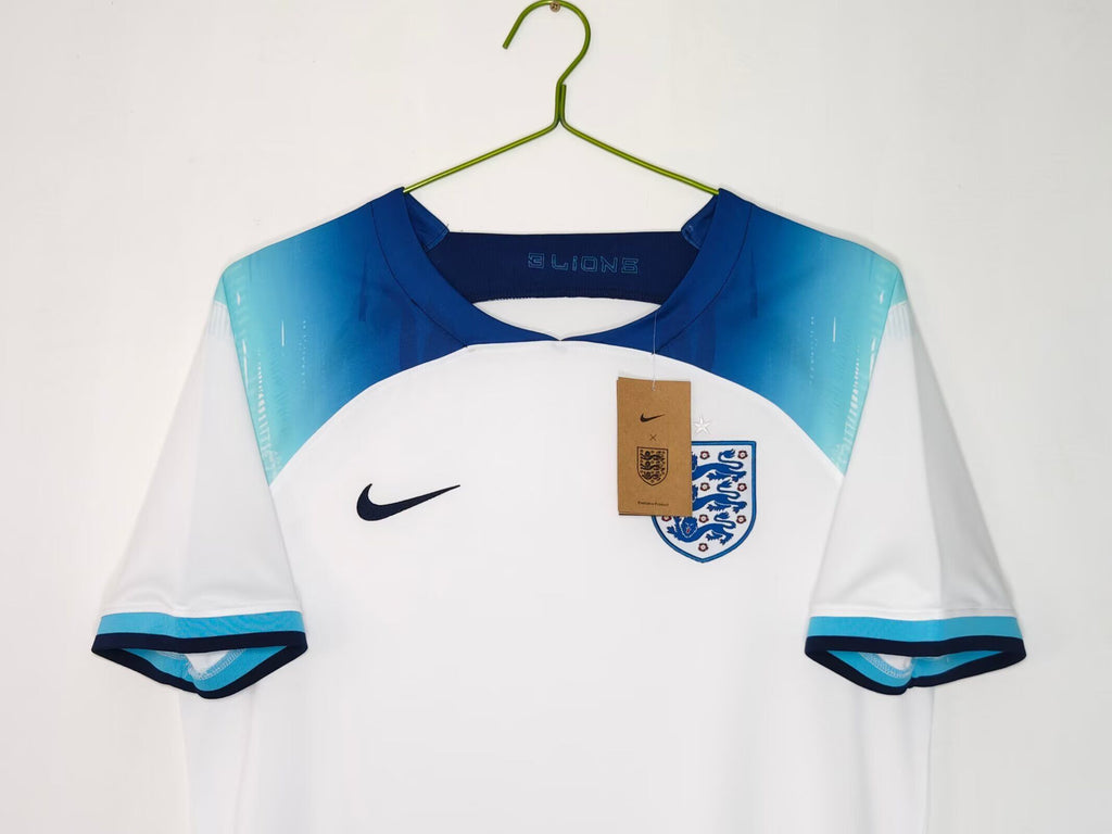 ENGLAND 22 — National Retro
