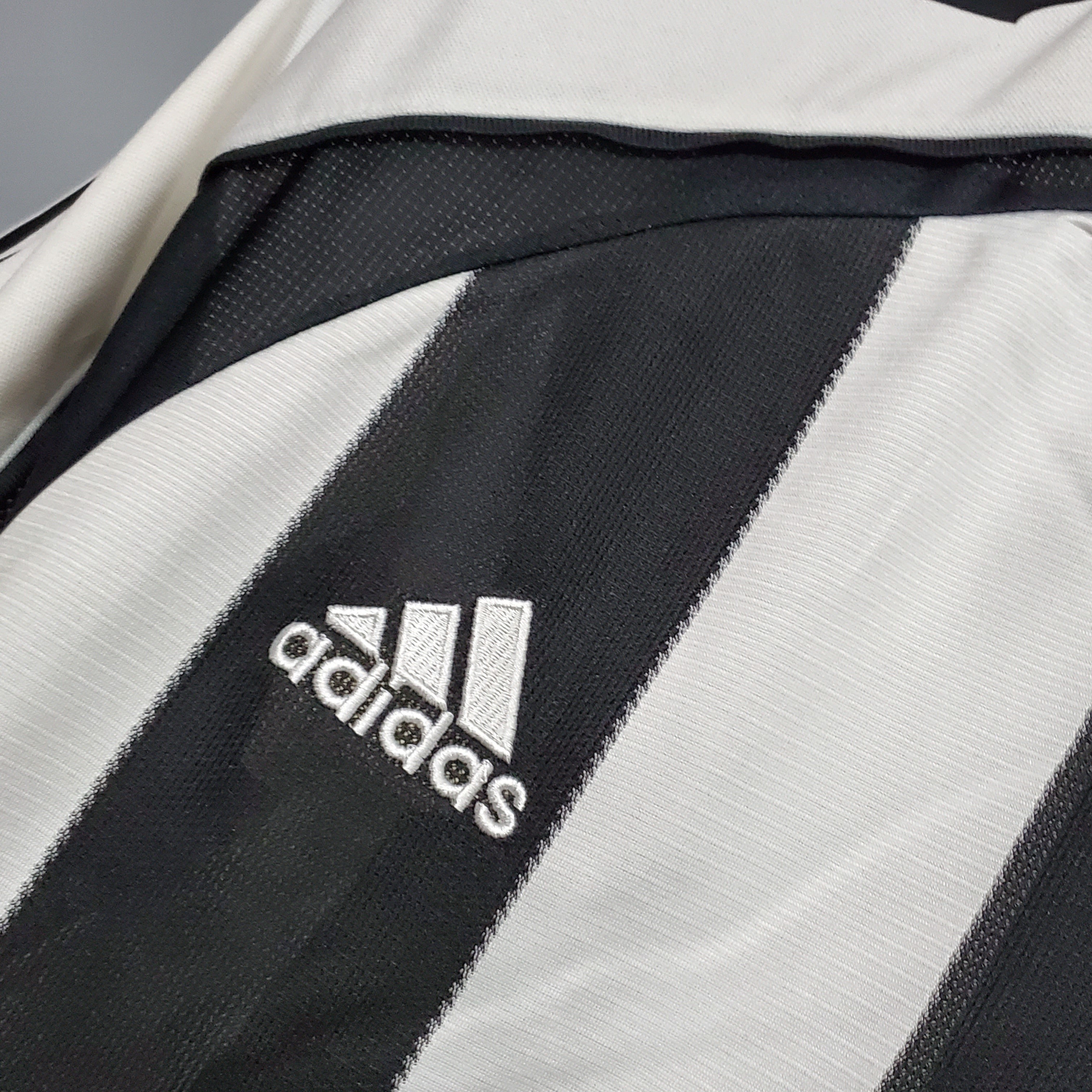 Retro 05/06 Newcastle United home S-XXL