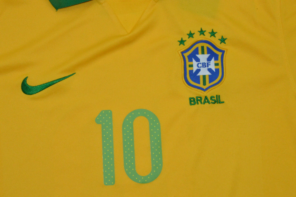 BRASIL 13 — National Retro