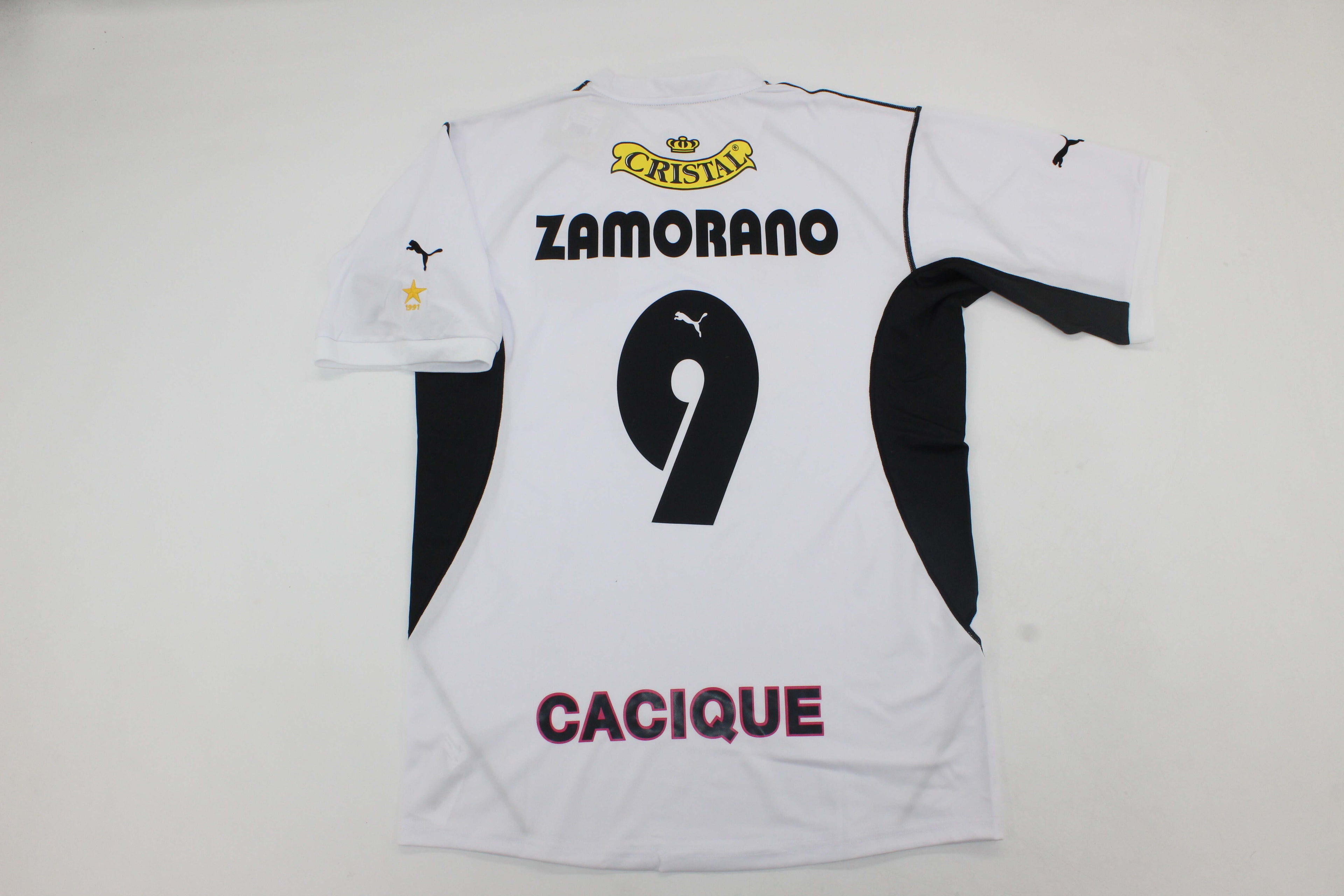 COLO COLO 03 — Club Retro