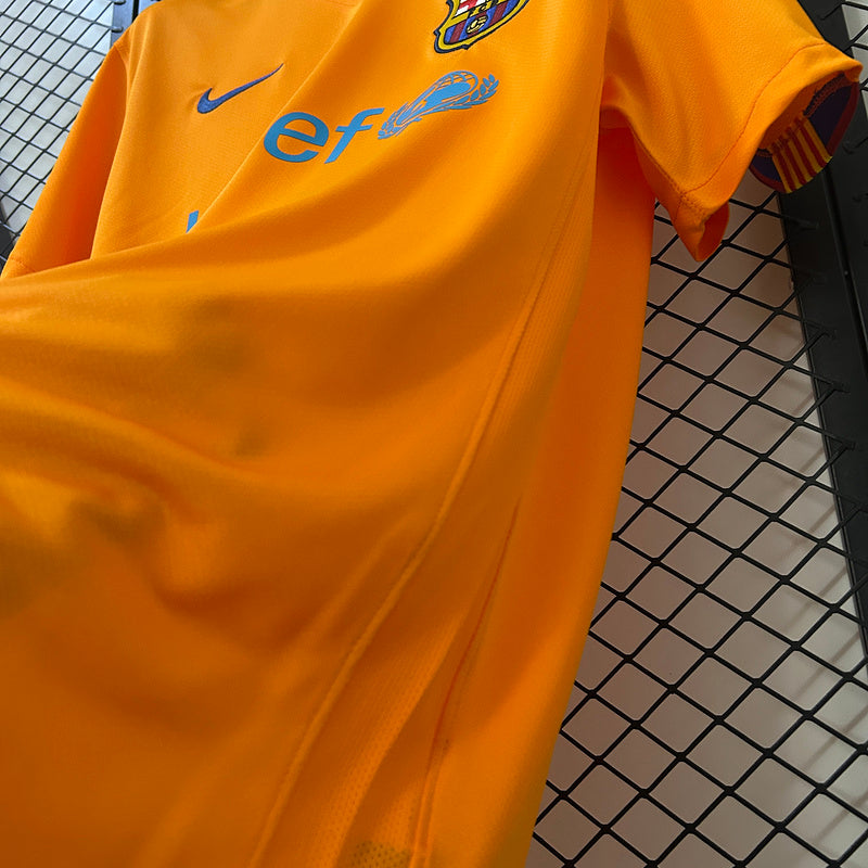 06-07 Barcelona away retro jersey