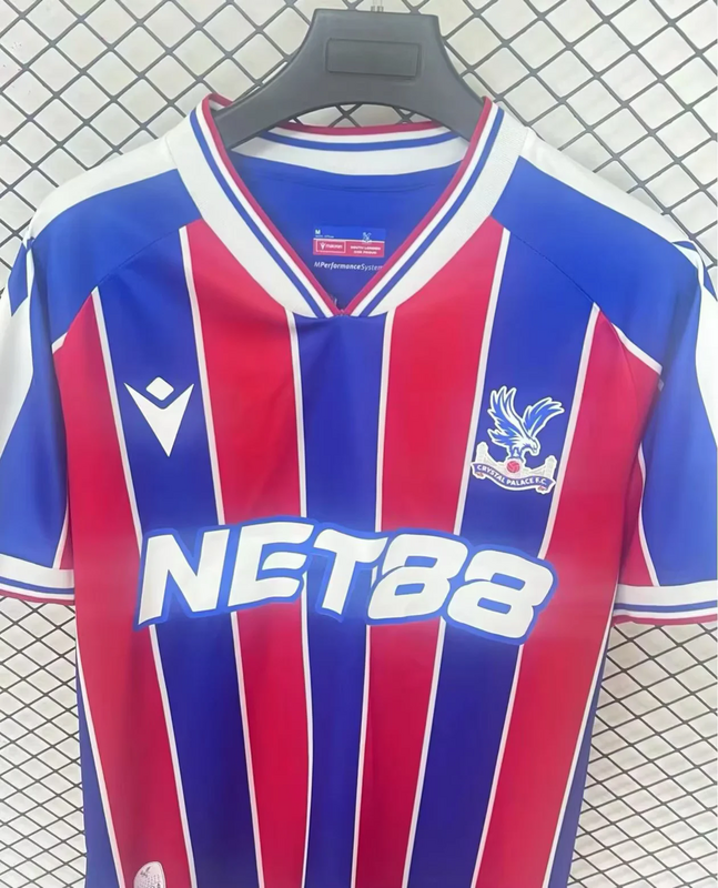 25-26 Crystal Palace home soccer jersey