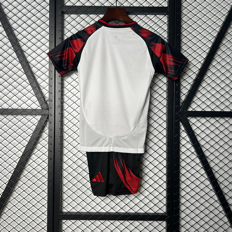 25-26 Flamengo away kid kit