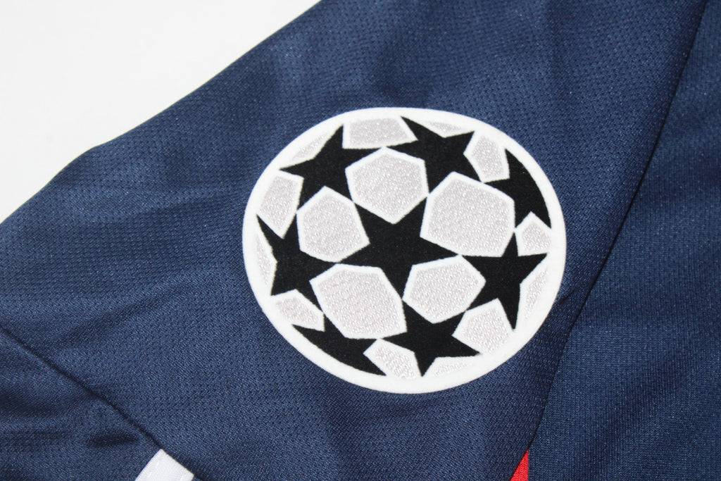 LYON 01-02 — Club Retro