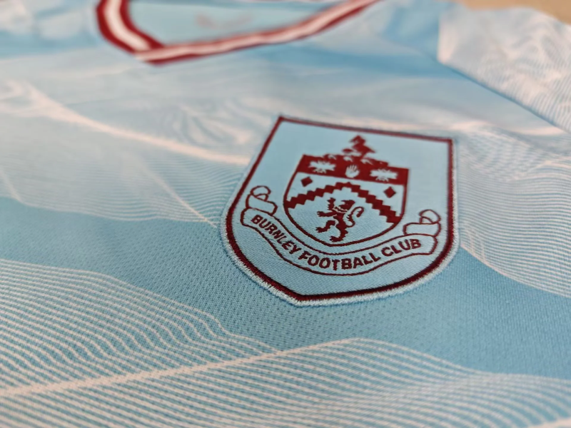 25-26 Burnley away soccer jersey