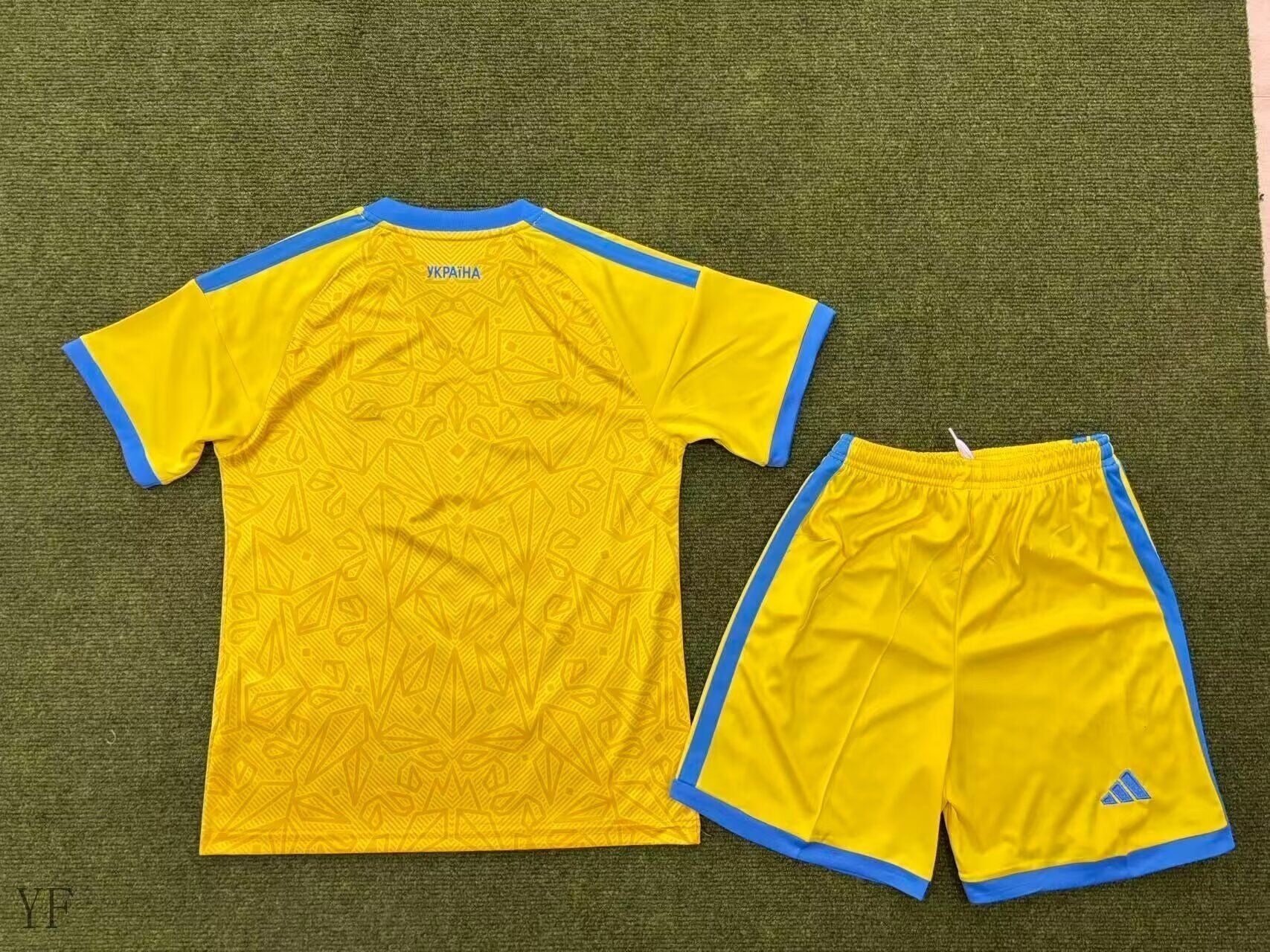 UKRAINE Kit infantil — Europe Other
